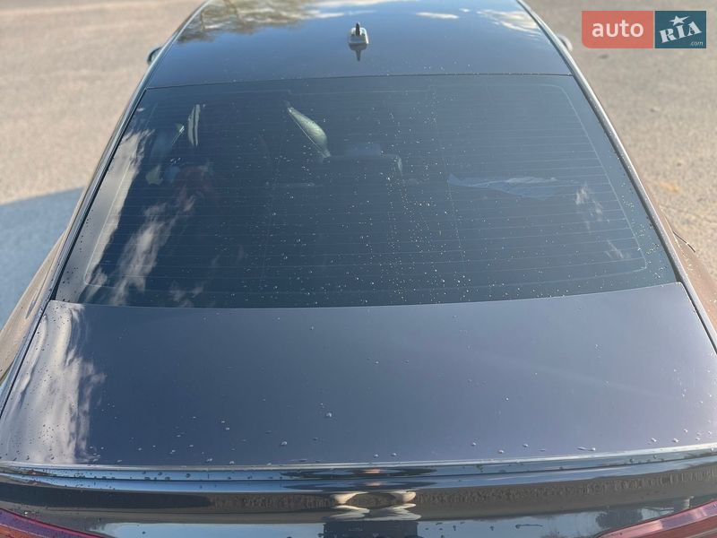 Седан Audi S6 2012 в Львові