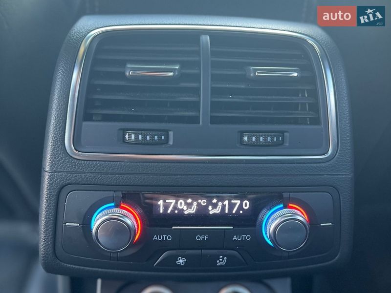 Седан Audi S6 2012 в Львові