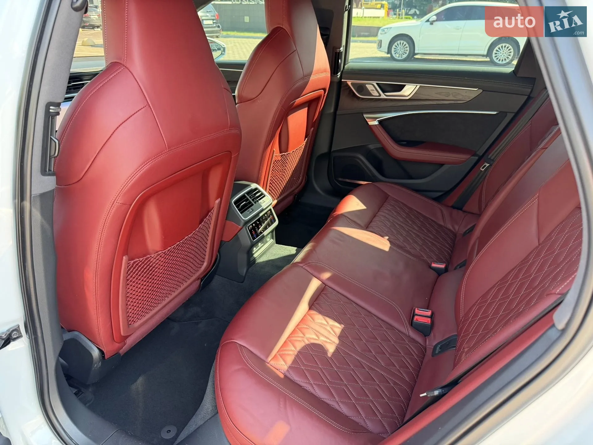 2019 Audi S6 - мініатюра 23