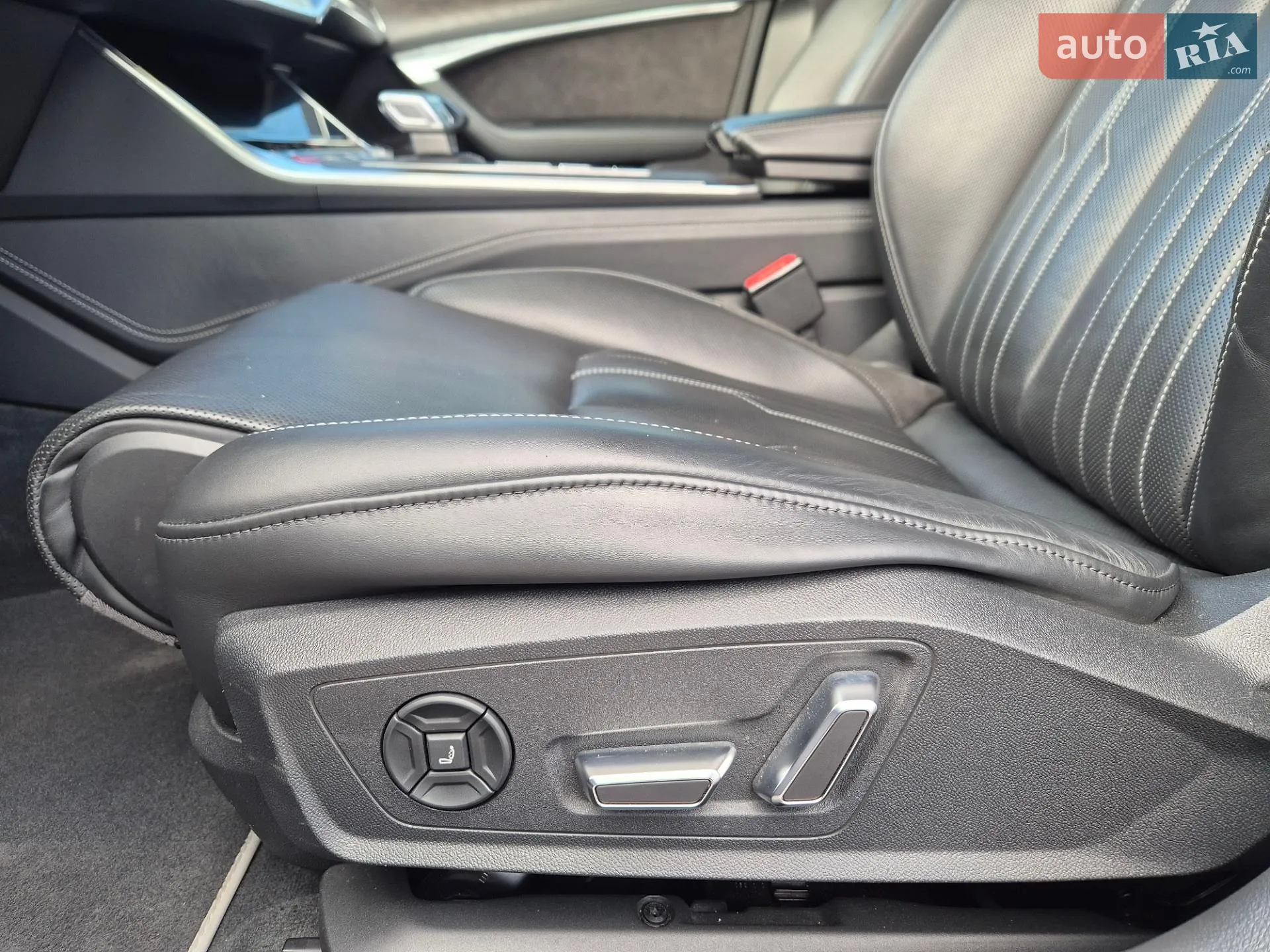 2020 Audi S6 - мініатюра 12