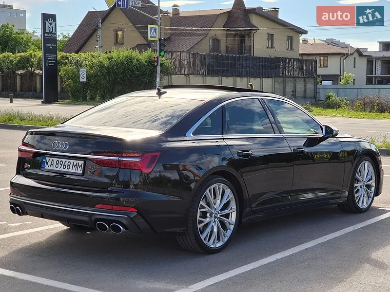 Audi S6