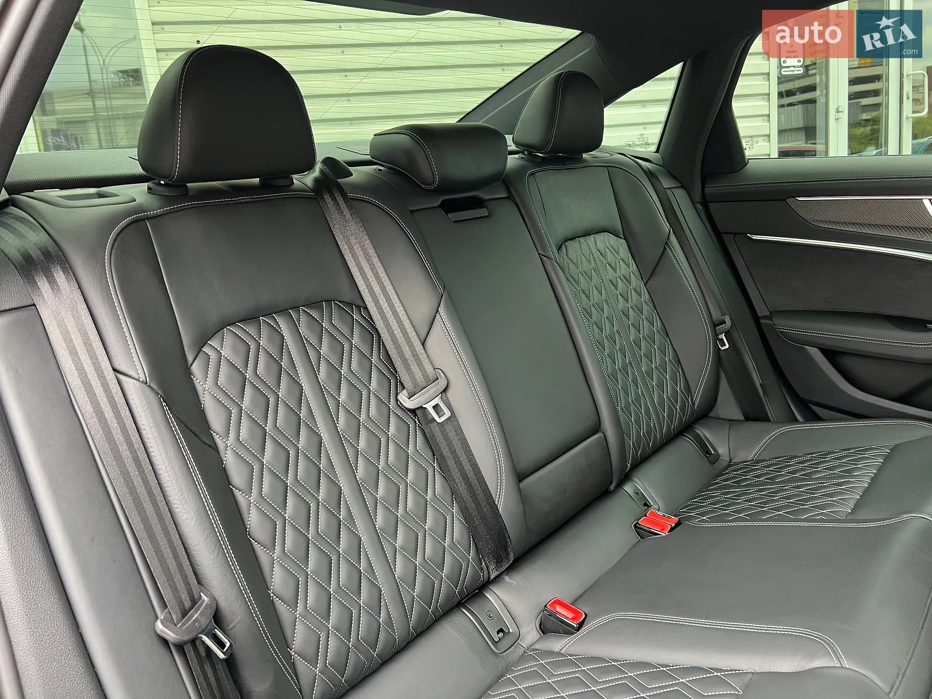 2025 Audi S6 - мініатюра 28