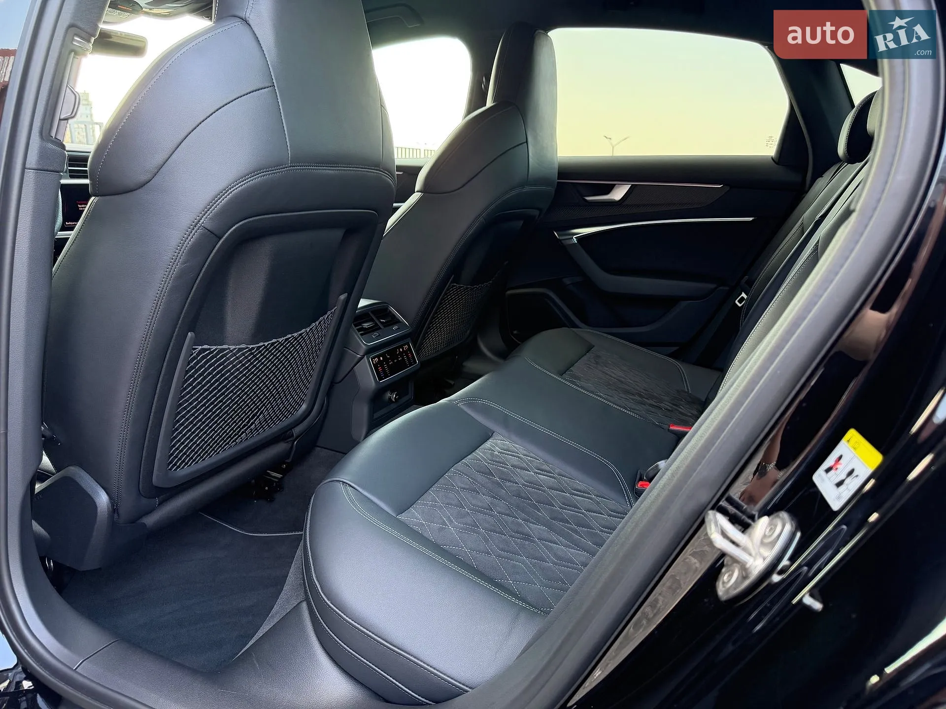 2024 Audi S6 - мініатюра 29
