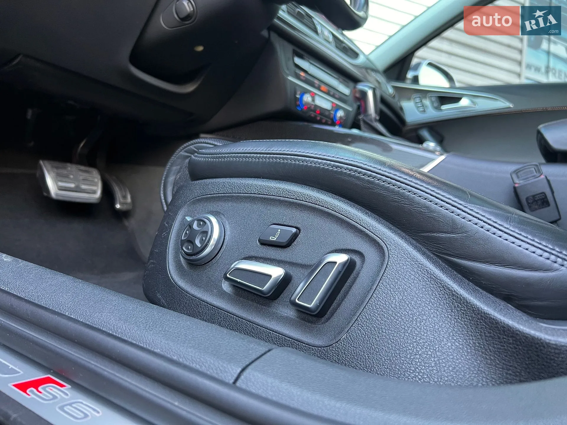 2015 Audi S6 - мініатюра 36