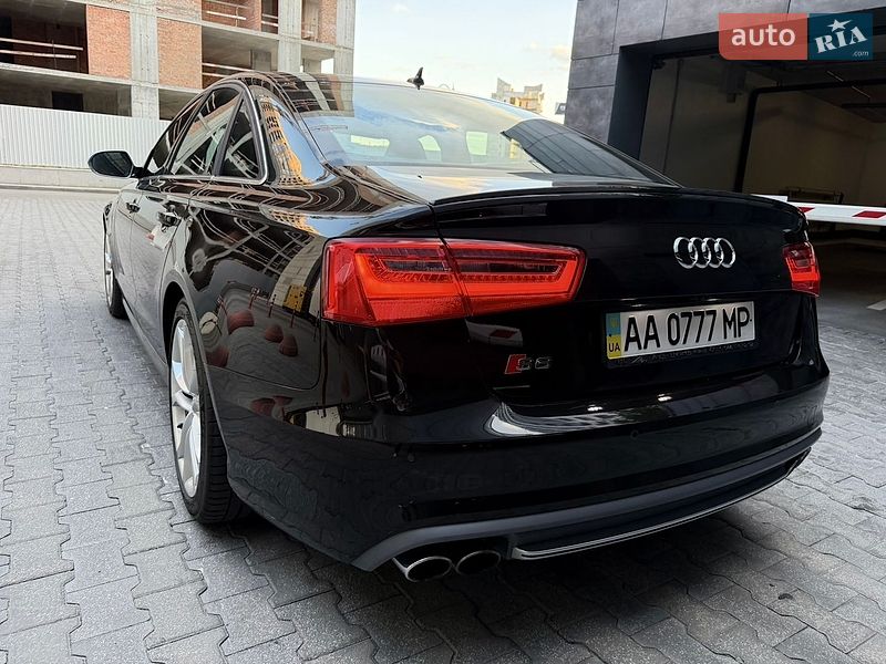 Седан Audi S6 2013 в Києві