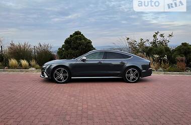 Седан Audi S7 Sportback 2015 в Чернівцях