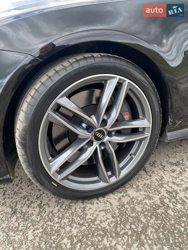 Лифтбек Audi S7 Sportback 2015 в Стрые