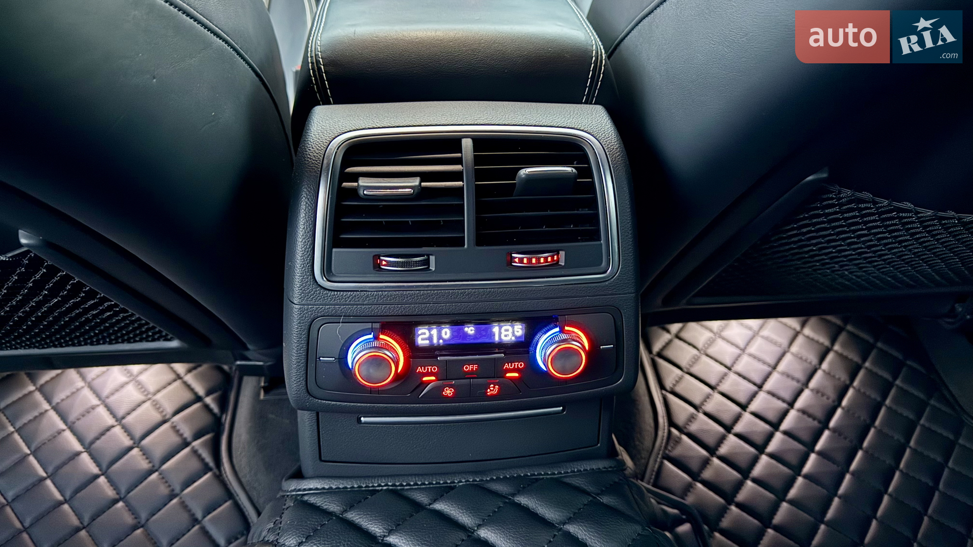 2015 Audi S7 - мініатюра 16