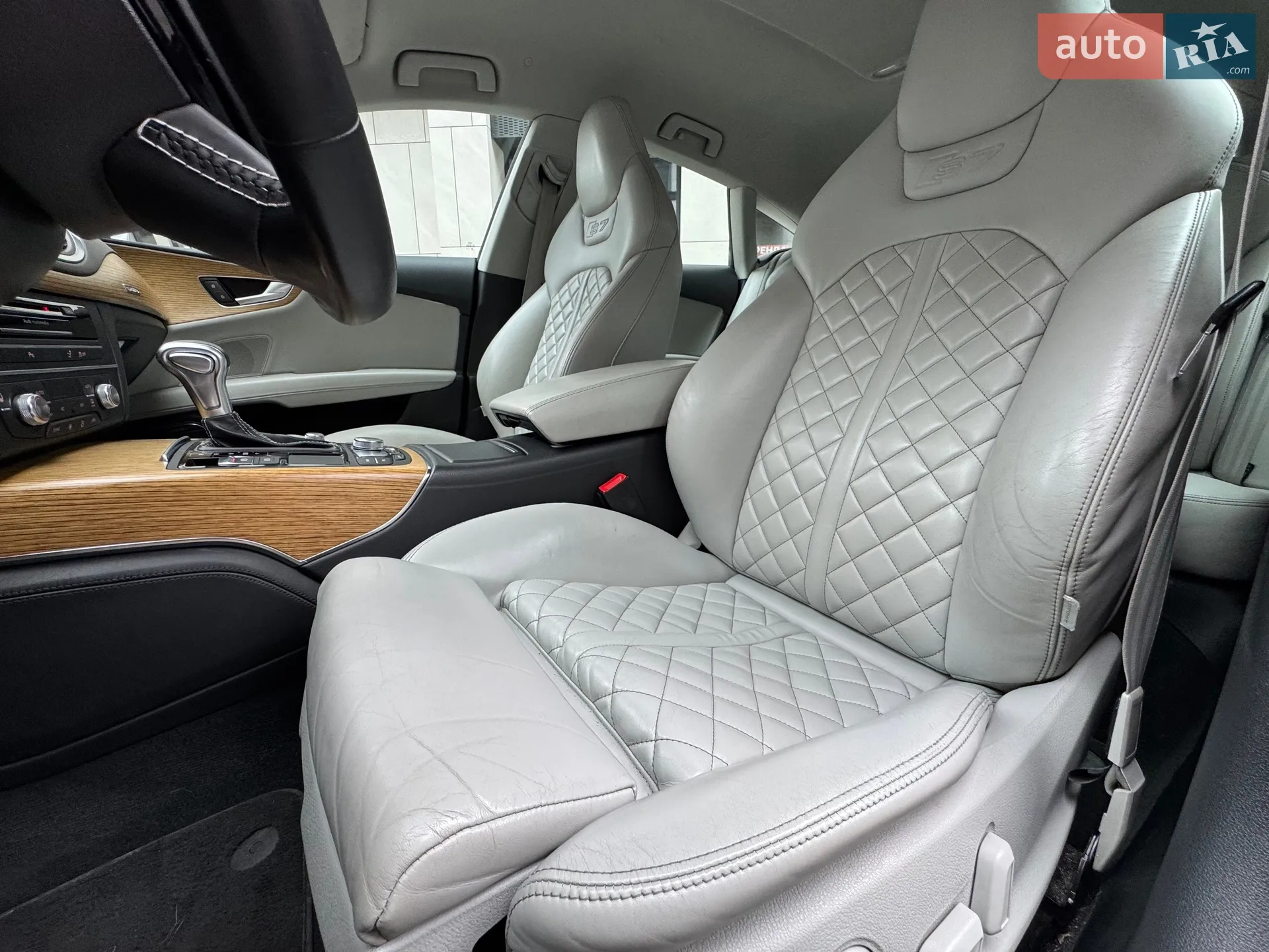 2013 Audi S7 - мініатюра 23