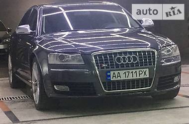 Audi S8 2008 в 