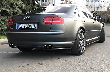 Седан Audi S8 2006 в Одессе