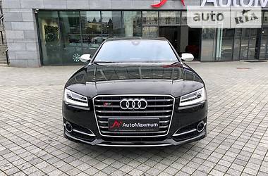 Седан Audi S8 2017 в 