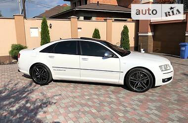 Седан Audi S8 2008 в Ужгороді