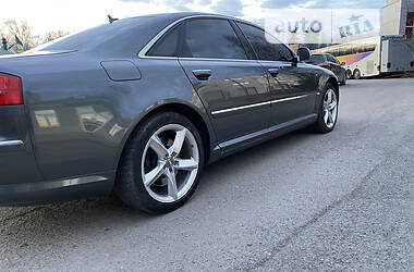 Седан Audi S8 2008 в Тернополе