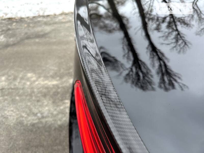 Седан Audi S8 2016 в Киеве фото 31 Седан Audi S8 2016 в Киеве