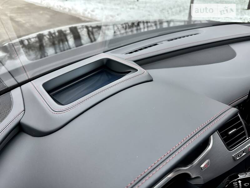 Седан Audi S8 2016 в Киеве фото 49 Седан Audi S8 2016 в Киеве