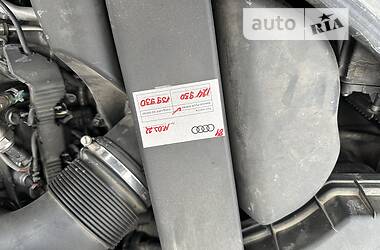 Седан Audi S8 2016 в 