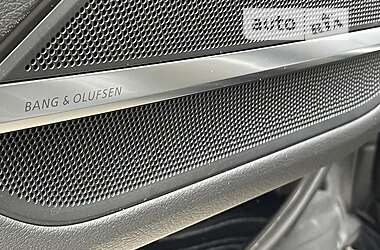 Седан Audi S8 2021 в 