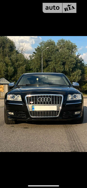2007 Audi S8, VIN WAUZZZ4E07N025840:plate — zdjęcie 1 (autoria)