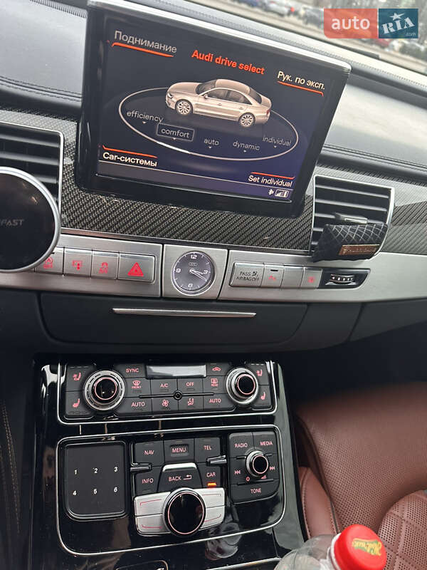 Седан Audi S8 2014 в Киеве