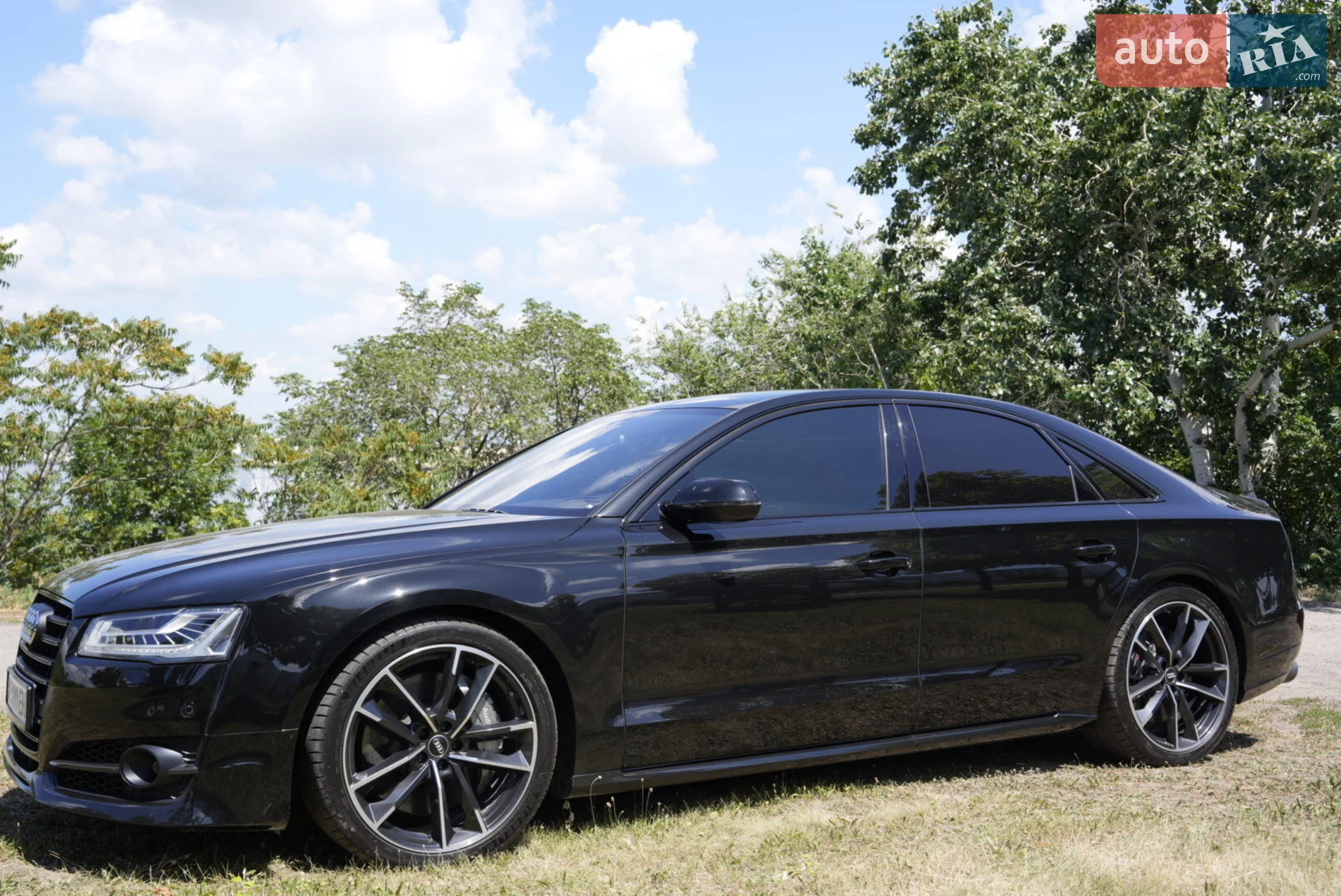 2017 Audi S8 - мініатюра 5