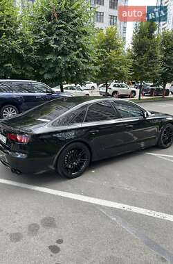 Седан Audi S8 2012 в Киеве