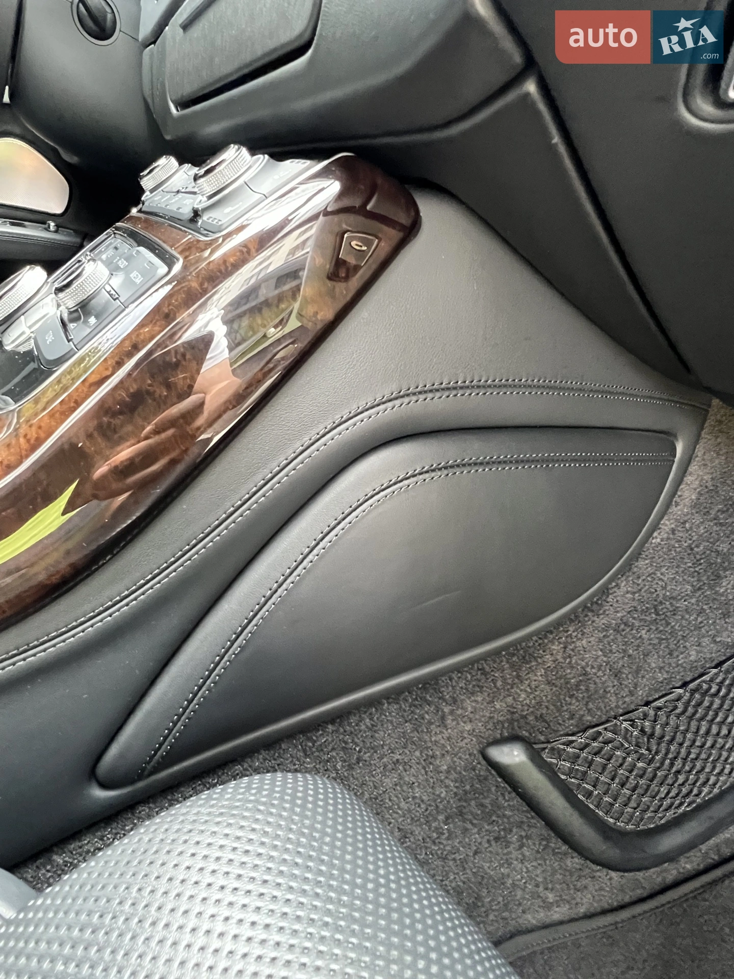 2012 Audi S8 - мініатюра 34
