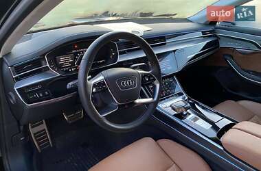 Седан Audi S8 2019 в 