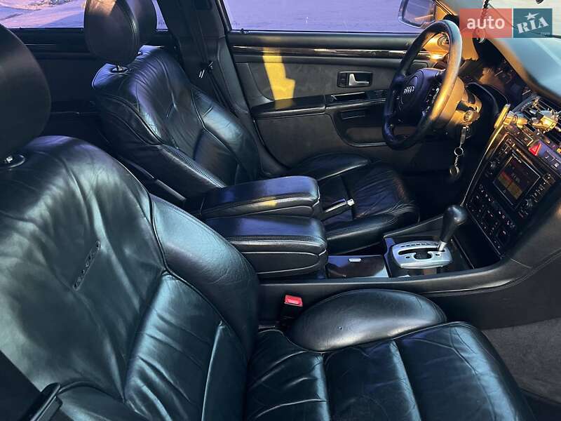 Седан Audi S8 2000 в Тернополе