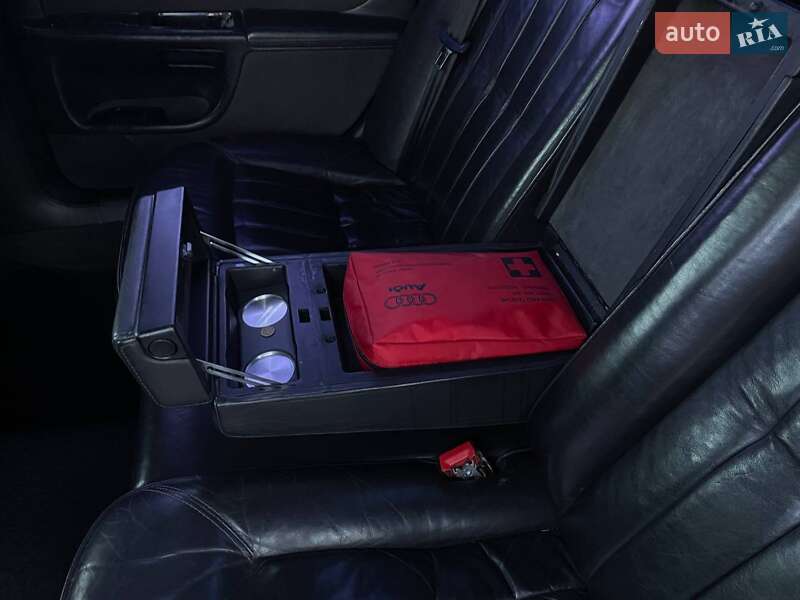 Седан Audi S8 2000 в Тернополе