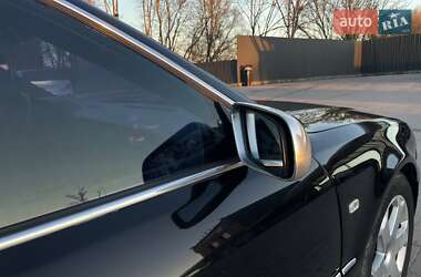 Седан Audi S8 2000 в 