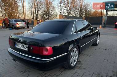 Седан Audi S8 2000 в 