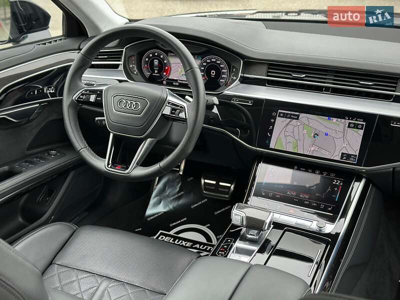 Седан Audi S8 2022 в Киеве
