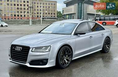 Audi S8 2015