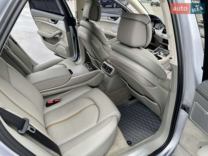 Седан Audi S8 2015 в Харкові фото 13 Седан Audi S8 2015 в Харкові