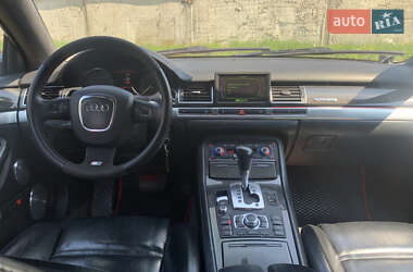 Седан Audi S8 2007 в 