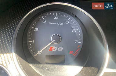 Седан Audi S8 2007 в 