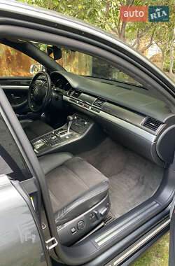 Седан Audi S8 2007 в 