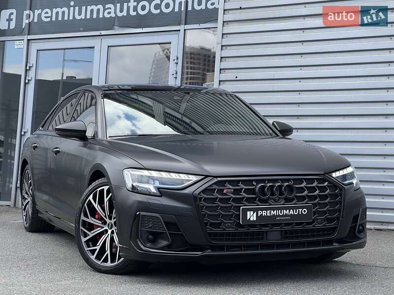 Седан Audi S8 2022 в Києві