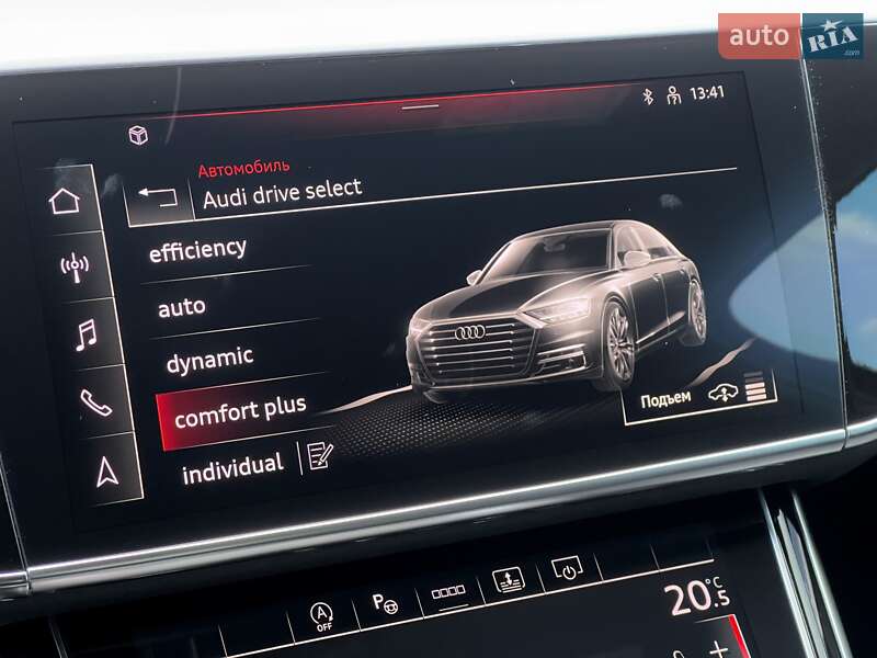 Седан Audi S8 2022 в Києві