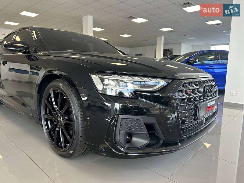 Седан Audi S8 2025 в Киеве фото 2 Седан Audi S8 2025 в Киеве