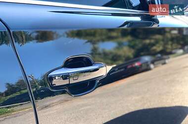 Седан Audi S8 2013 в 