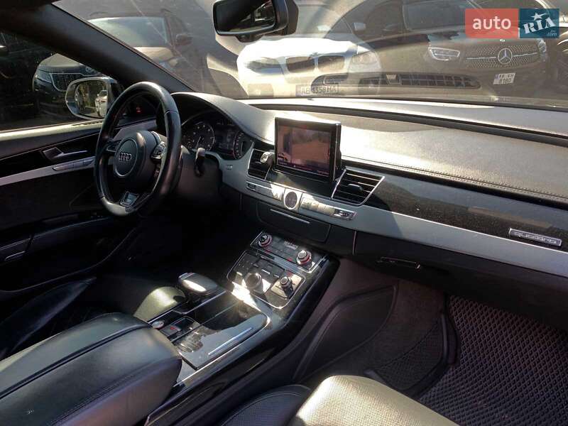 Седан Audi S8 2013 в Виннице фото 42 Седан Audi S8 2013 в Виннице