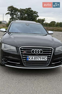 Седан Audi S8 2013 в Киеве