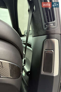 Седан Audi S8 2013 в 