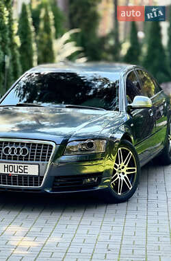 Audi S8 2008
