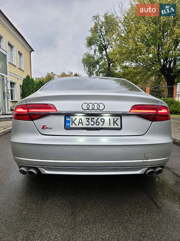 Седан Audi S8 2014 в Киеве