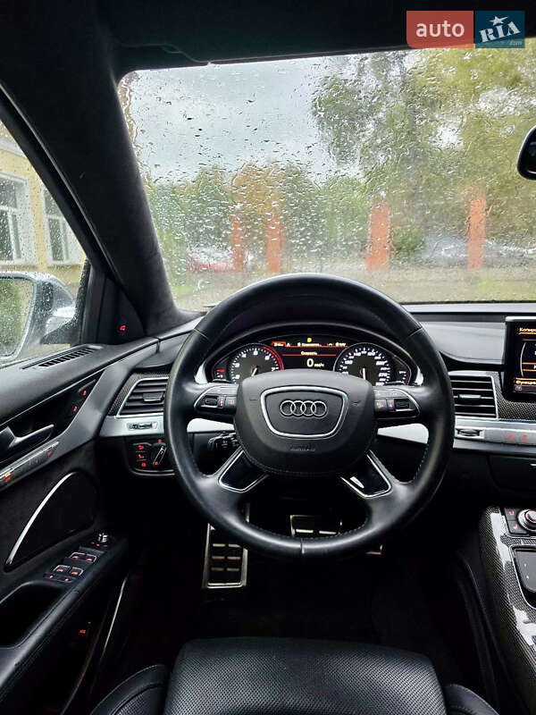 Седан Audi S8 2014 в Киеве