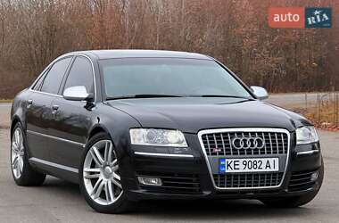 Седан Audi S8 2007 в Чернігові