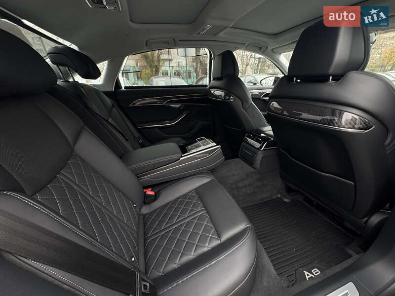 Седан Audi S8 2022 в Бердичеве фото 25 Седан Audi S8 2022 в Бердичеве